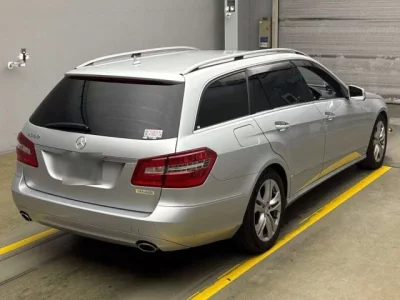 Mercedes-Benz E CLASS WAGON