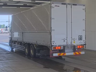 Hino PROFIA