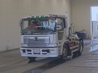 Hino PROFIA