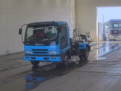 Isuzu FORWARD
