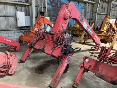 OTHERS UNIC CRANE