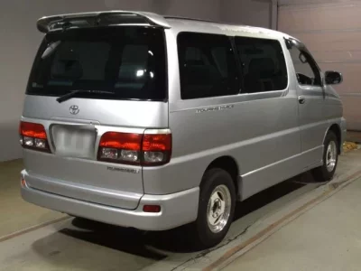 Toyota HIACE REGIUS