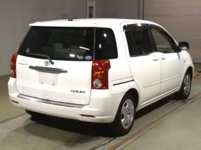 Toyota RAUM