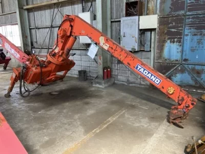 TADANO CRANE