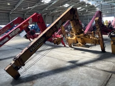 TADANO CRANE