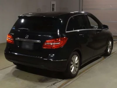 Mercedes-Benz B CLASS