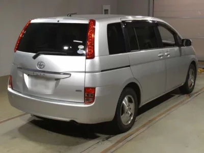 Toyota ISIS