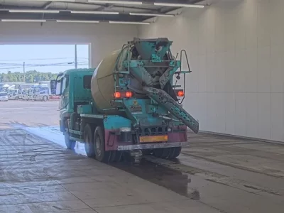 Mitsubishi FUSO TRUCK