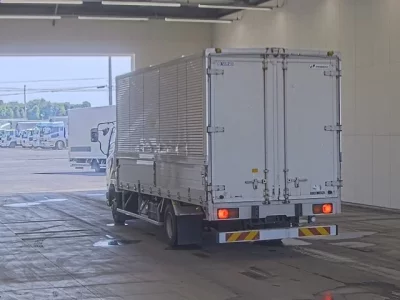 Mitsubishi FUSO FIGHTER