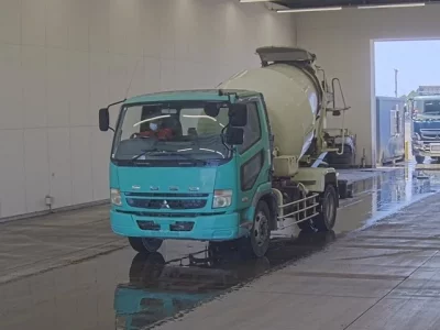 Mitsubishi FUSO FIGHTER