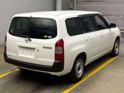 Toyota SUCCEED