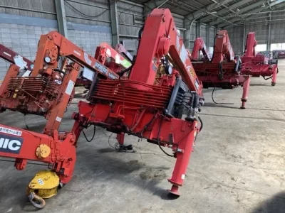 OTHERS UNIC CRANE