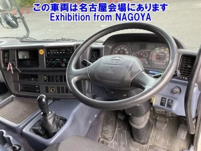 Hino TRUCK
