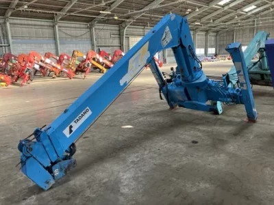 TADANO CRANE