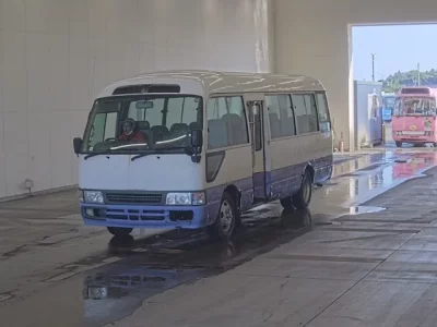 Toyota COASTER