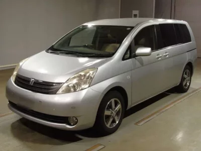Toyota ISIS