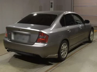 Subaru LEGACY B4