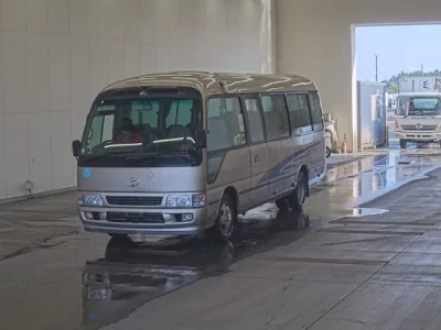 Toyota COASTER
