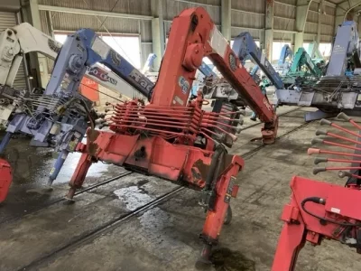 OTHERS UNIC CRANE