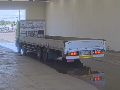 Hino TRUCK
