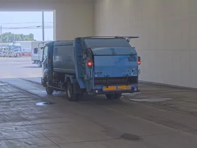 Isuzu FORWARD