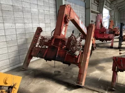 OTHERS UNIC CRANE