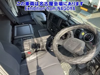 Hino TRUCK