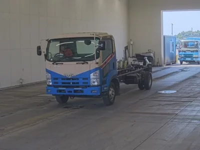 Isuzu FORWARD