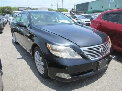 Lexus LS