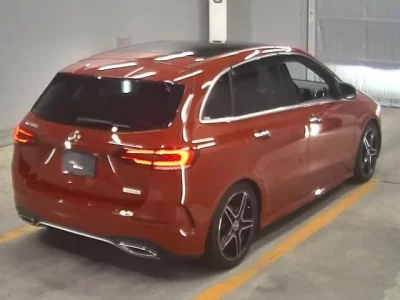 Mercedes-Benz B CLASS