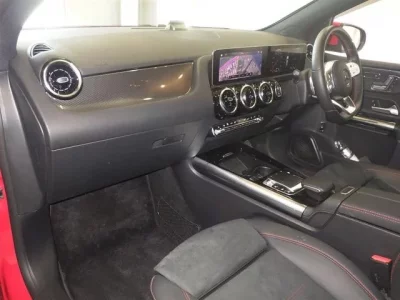 Mercedes-Benz B CLASS