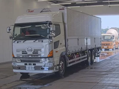 Hino PROFIA