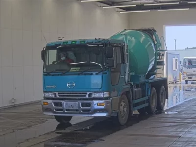Hino TRUCK