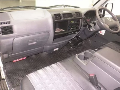 Mazda BONGO VAN