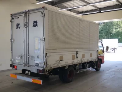 Isuzu ELF