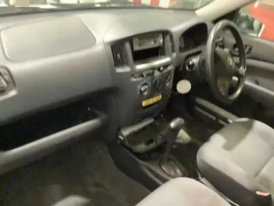 Toyota SUCCEED