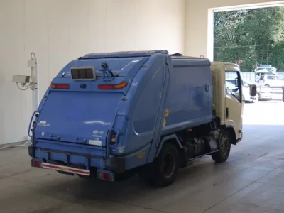 Isuzu ELF