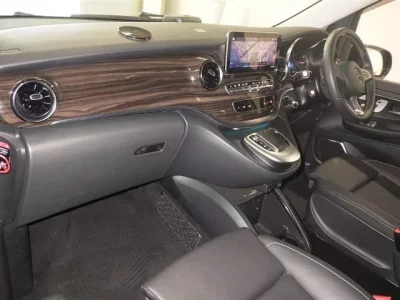 Mercedes-Benz V CLASS