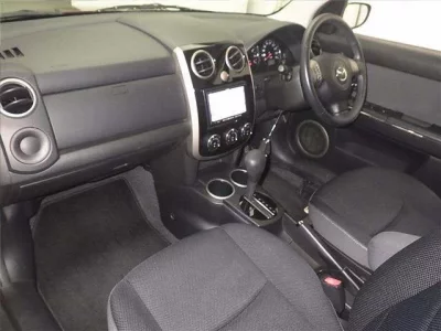 Mazda VERISA