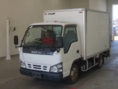 Isuzu ELF