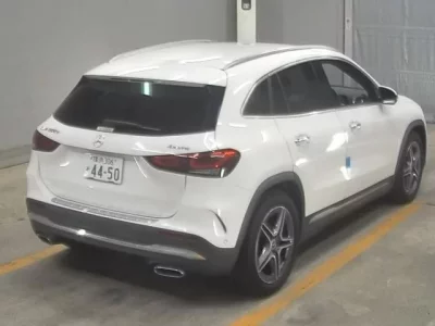 Mercedes-Benz GLA CLASS