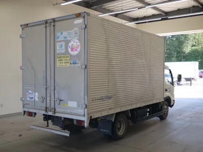 Hino TRUCK
