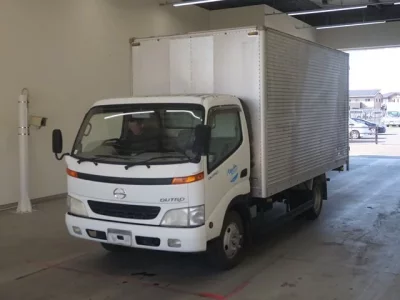 Hino TRUCK
