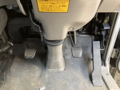 Hino TRUCK