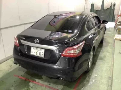 Nissan TEANA
