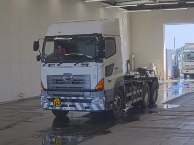 Hino TRUCK
