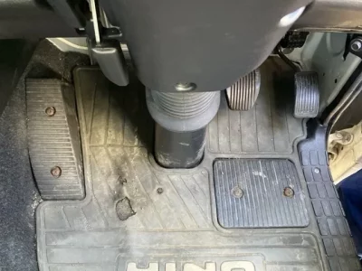 Hino TRUCK