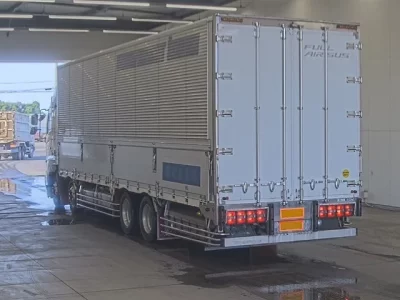 Hino PROFIA