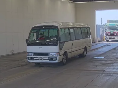 Toyota COASTER