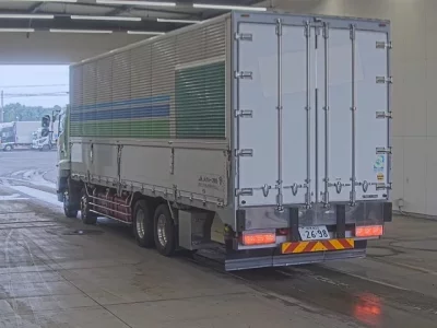 Hino PROFIA